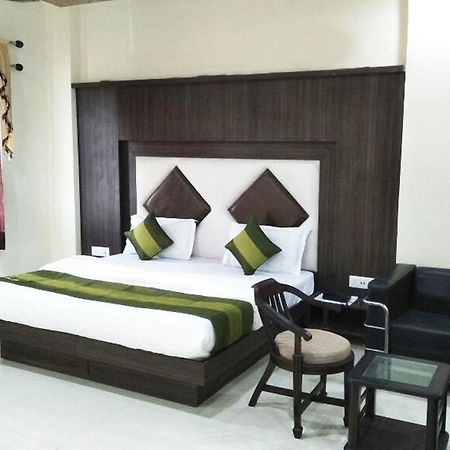 R.S Hotel & Restaurant Амритсар Экстерьер фото