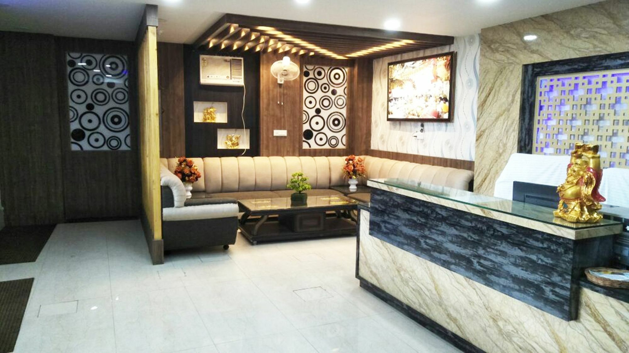 R.S Hotel & Restaurant Амритсар Экстерьер фото